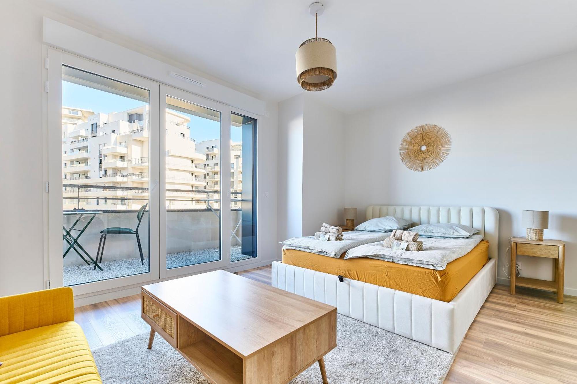 La Defense With Parking & Terrace Apartment *