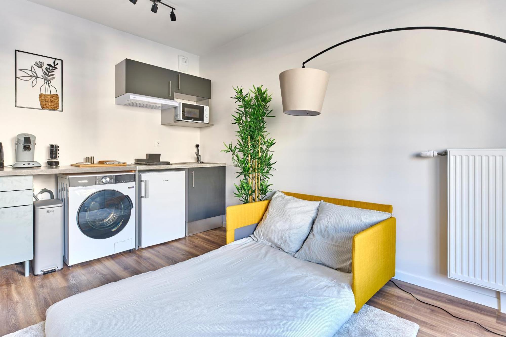 Apartment La Defense With Parking & Terrace Colombes (Hauts-de-Seine)