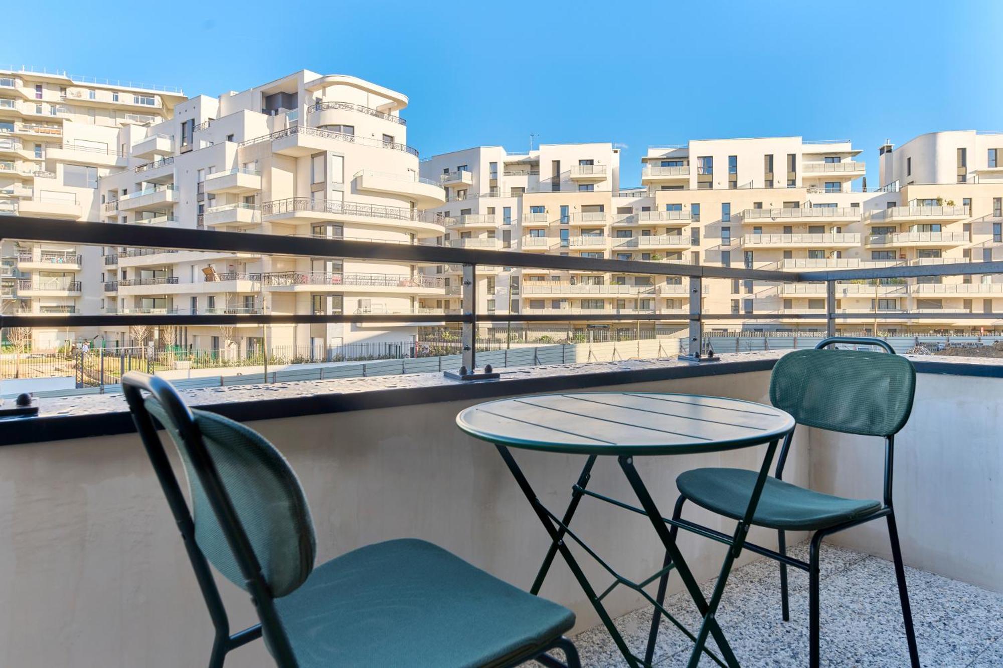 La Defense With Parking & Terrace Apartment *